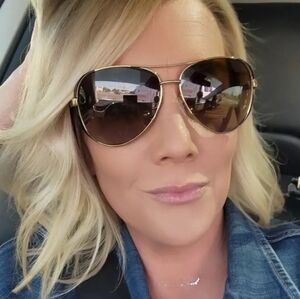 Meet your Posher, Miranda